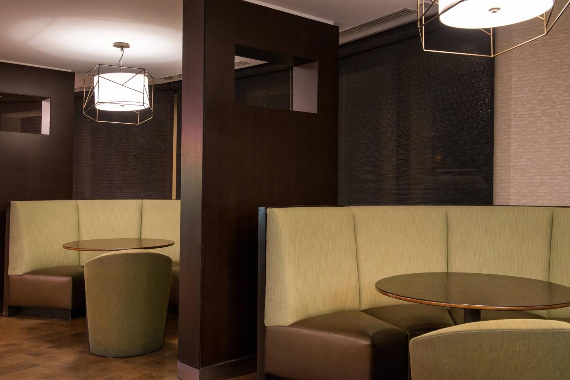 Courtyard By Marriott Victorville Hesperia Exterior foto